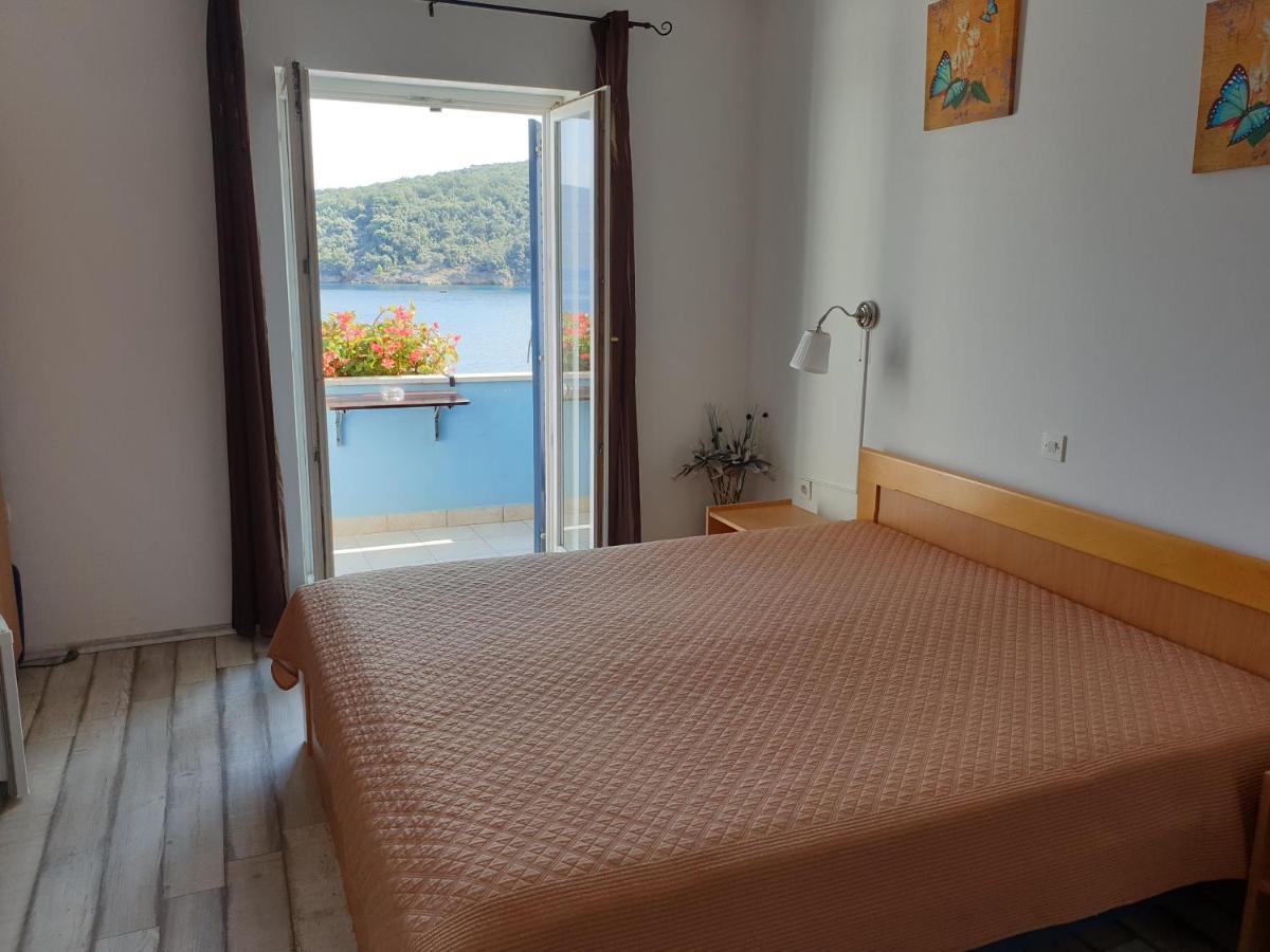 Sobe Mamalu Bed & Breakfast Valun Eksteriør bilde