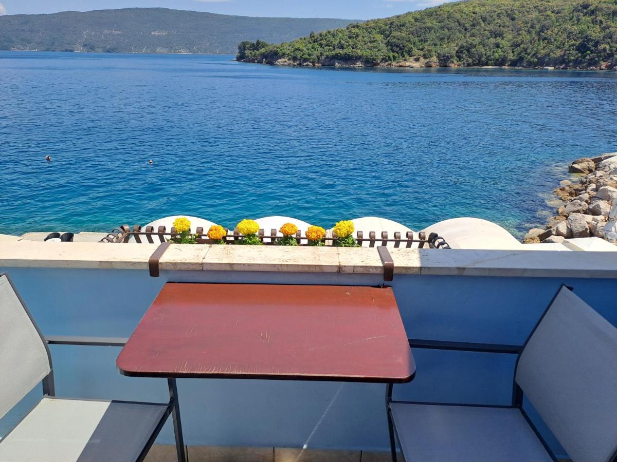 Sobe Mamalu Bed & Breakfast Valun Eksteriør bilde