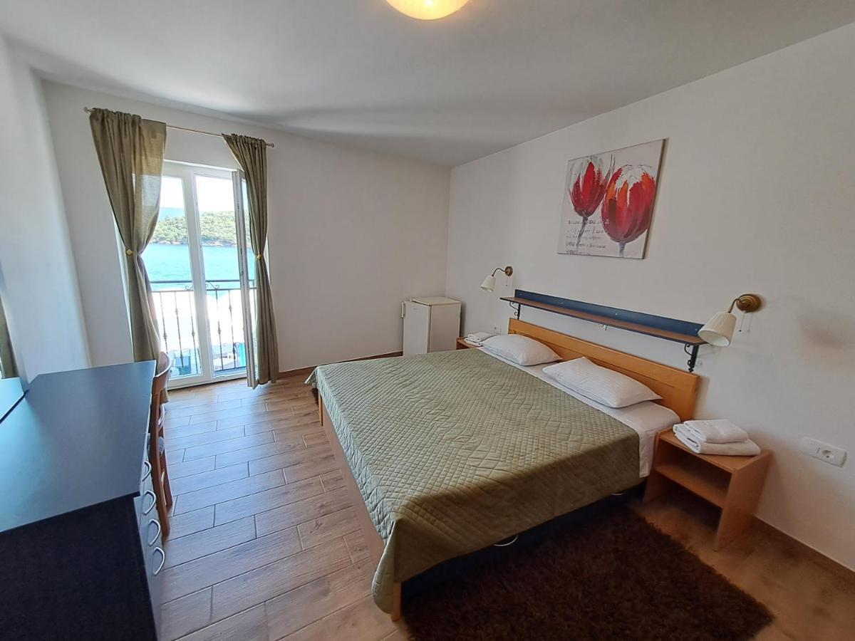 Sobe Mamalu Bed & Breakfast Valun Eksteriør bilde
