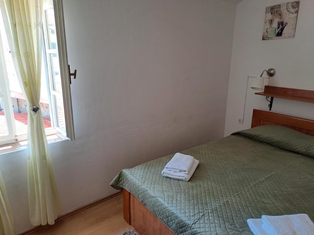 Sobe Mamalu Bed & Breakfast Valun Eksteriør bilde