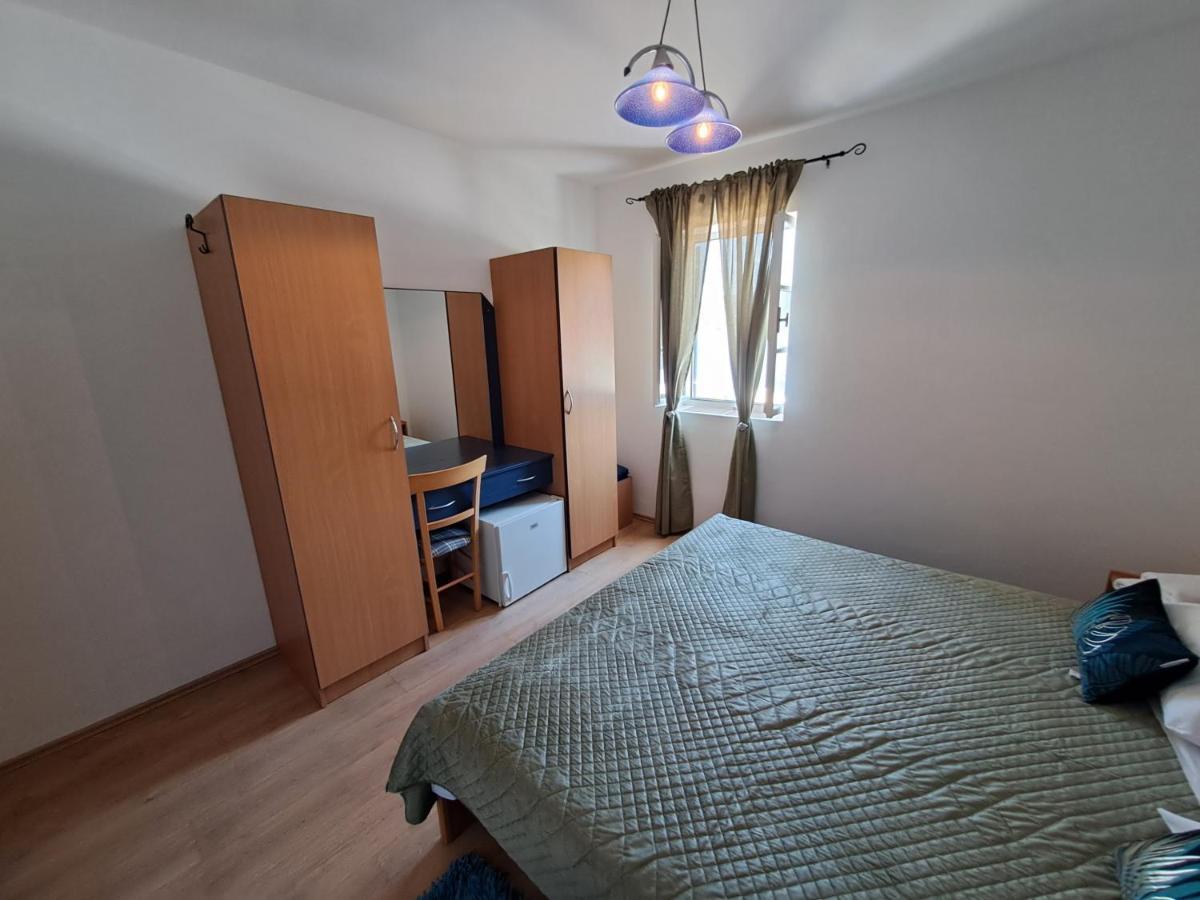 Sobe Mamalu Bed & Breakfast Valun Eksteriør bilde