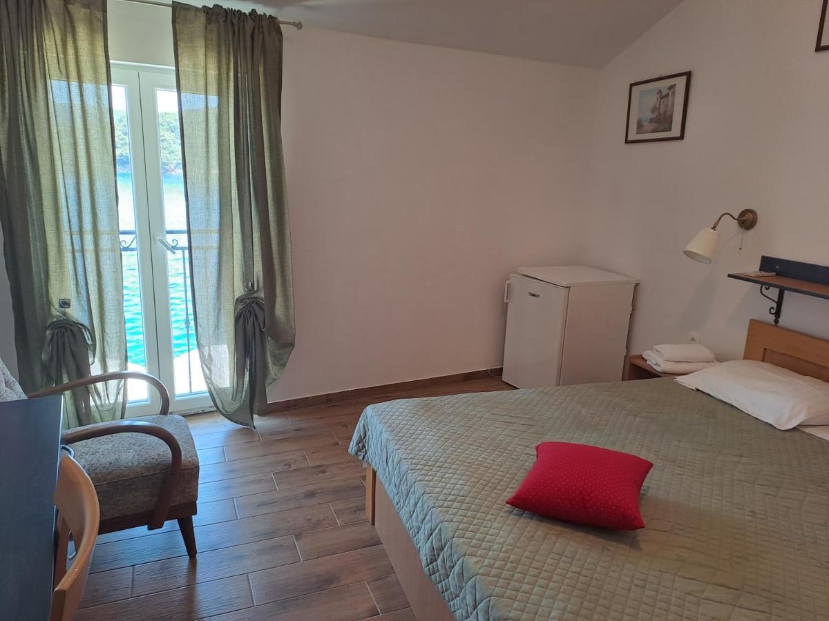 Sobe Mamalu Bed & Breakfast Valun Eksteriør bilde