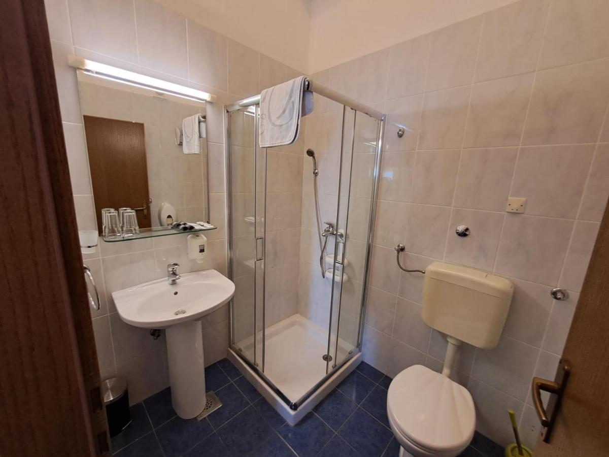 Sobe Mamalu Bed & Breakfast Valun Eksteriør bilde